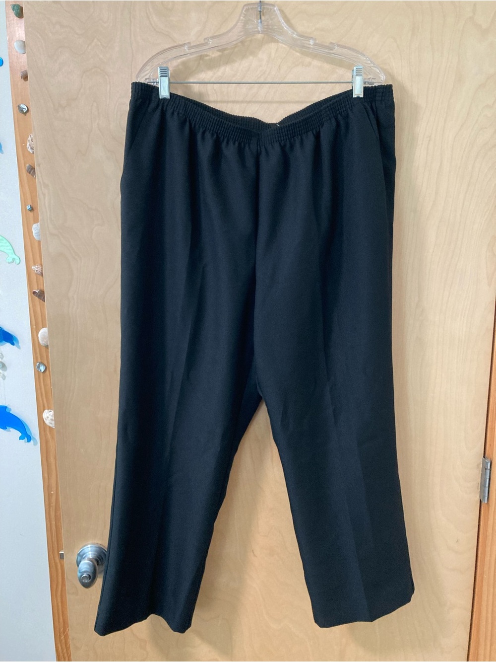 Alfred Dunner NWT Women’s Black Stretch Pull-On Proportioned Short Joggers Pants